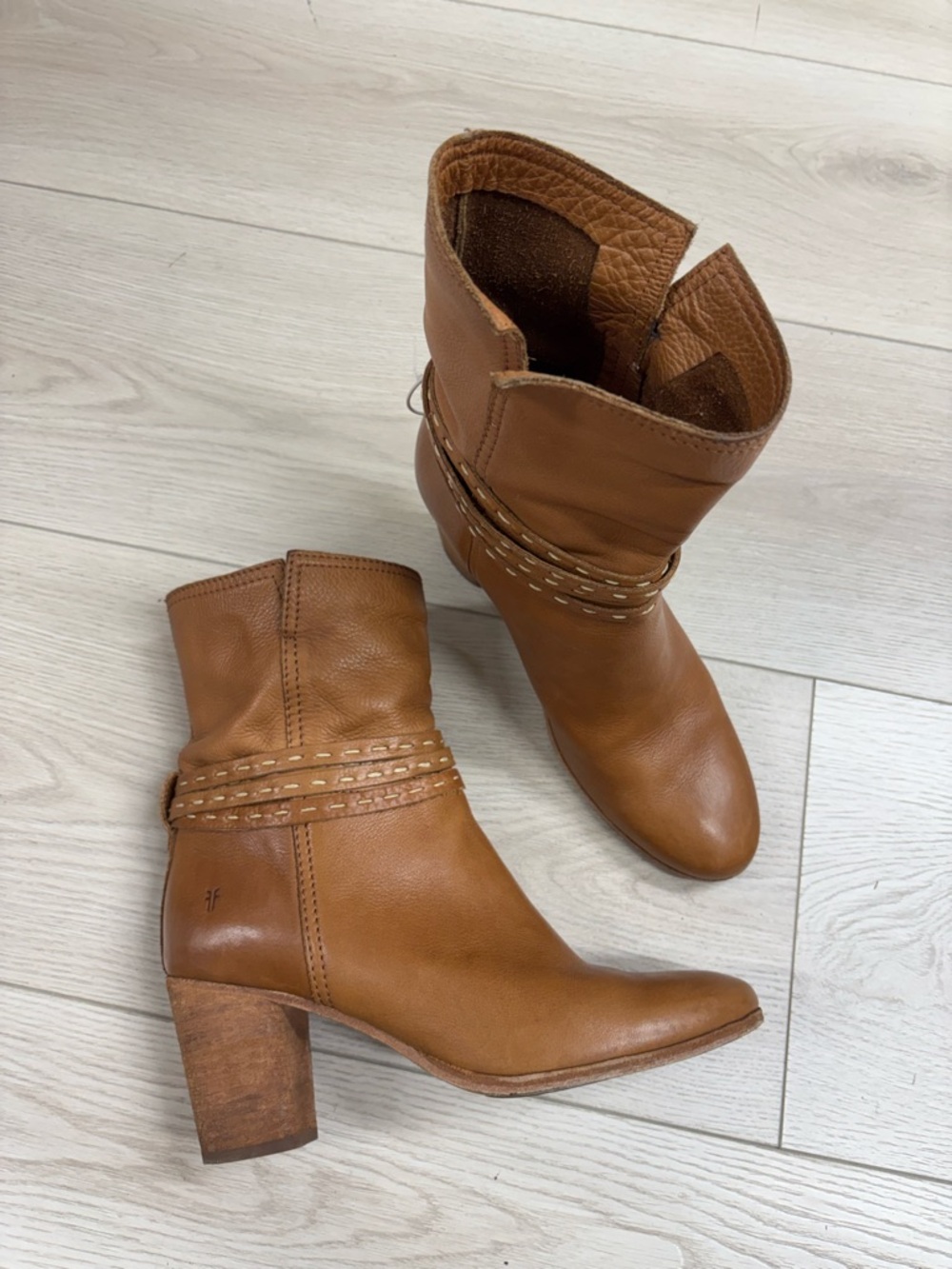 Frye Naomi Pickstitch Leather Mid Ankle Boots in Whiskey